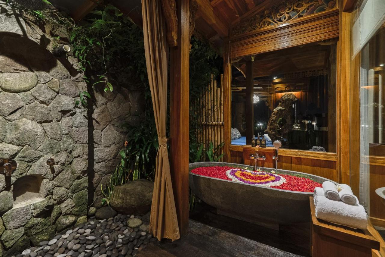 Airsania Ubud Antique Villas Exterior photo