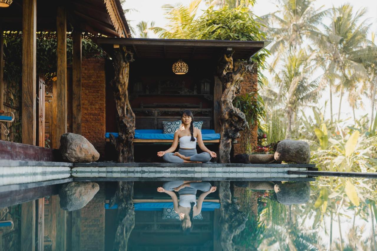 Airsania Ubud Antique Villas Exterior photo