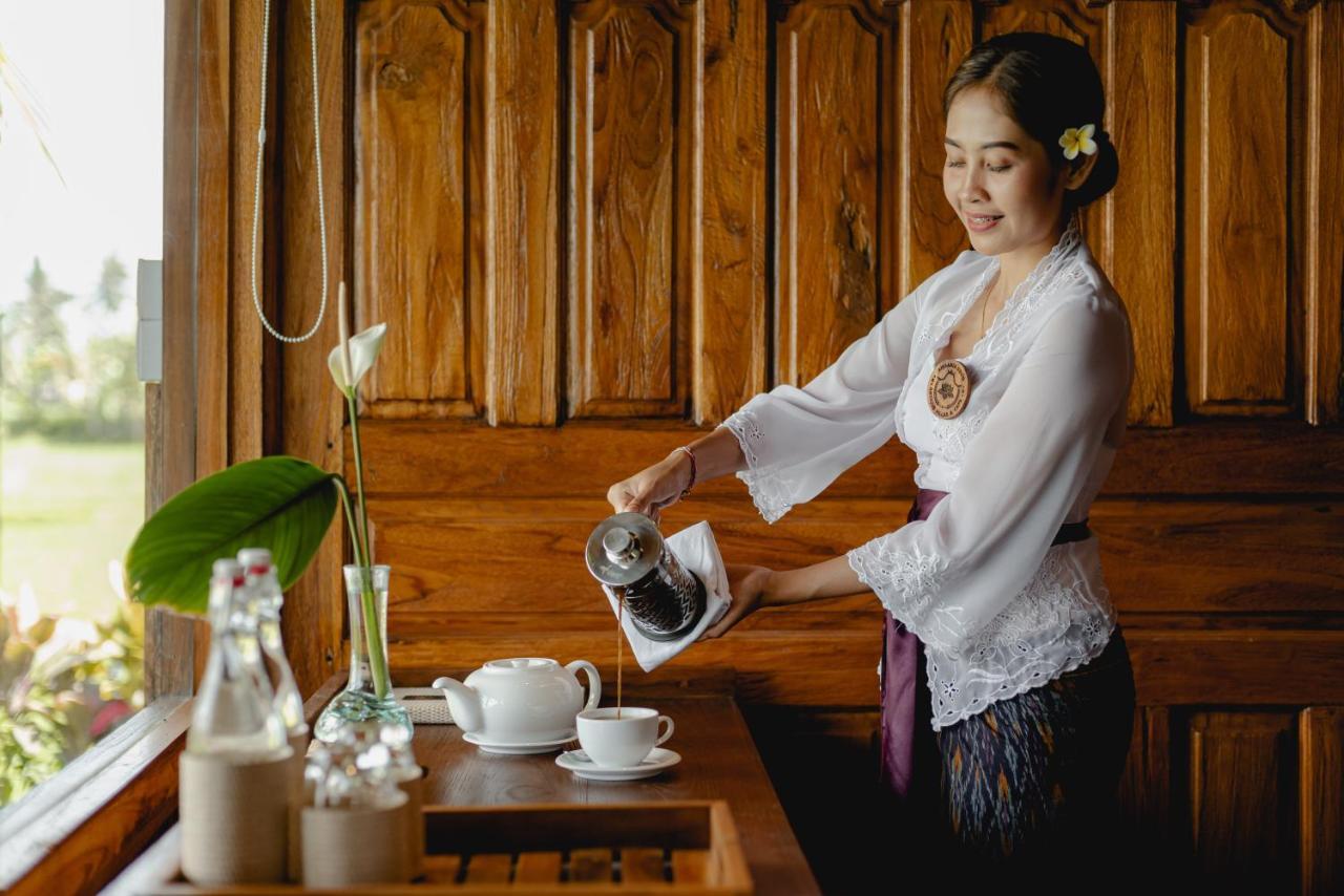Airsania Ubud Antique Villas Exterior photo